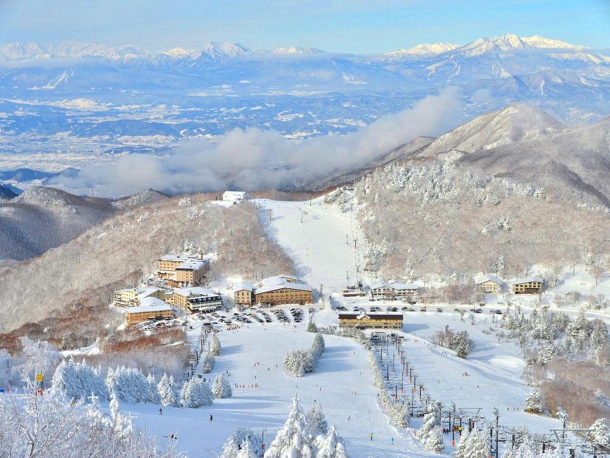 Hotel Sunny Shiga Яманути Экстерьер фото